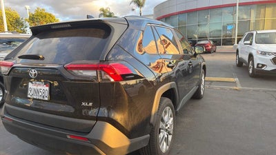 2025 Toyota RAV4 XLE Premium