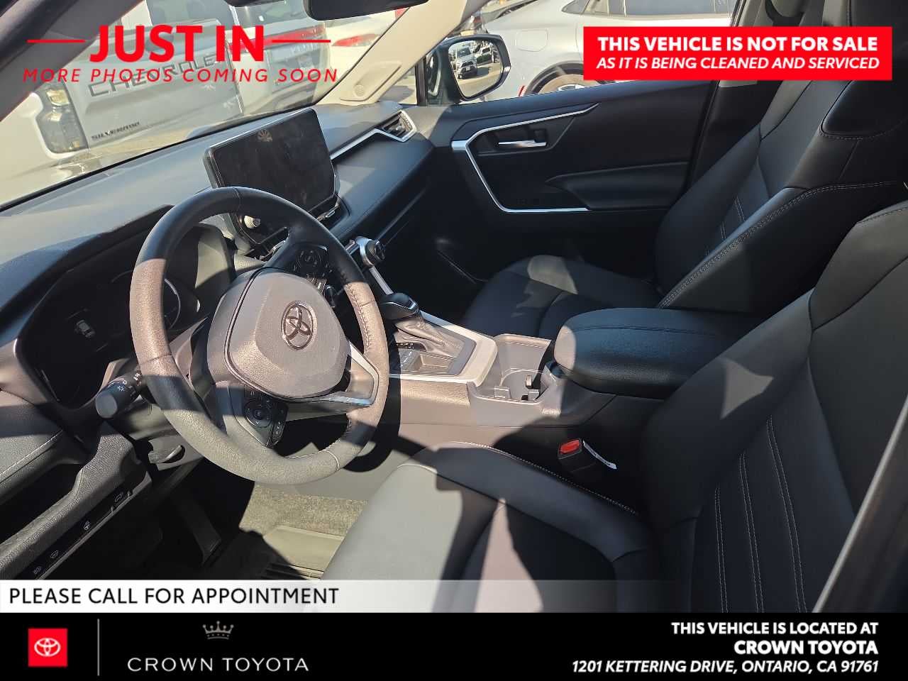 2025 Toyota RAV4 XLE Premium