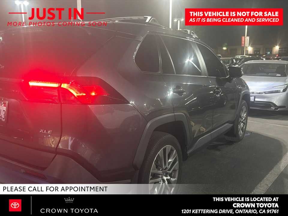 2022 Toyota RAV4 XLE Premium