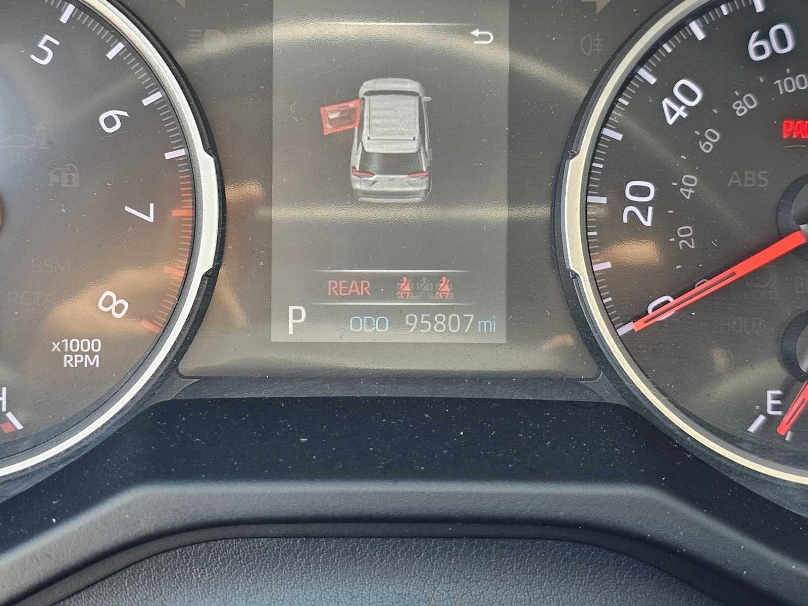 2020 Toyota RAV4 LE