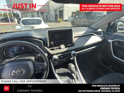 2025 Toyota RAV4 LE