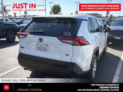2023 Toyota RAV4 LE