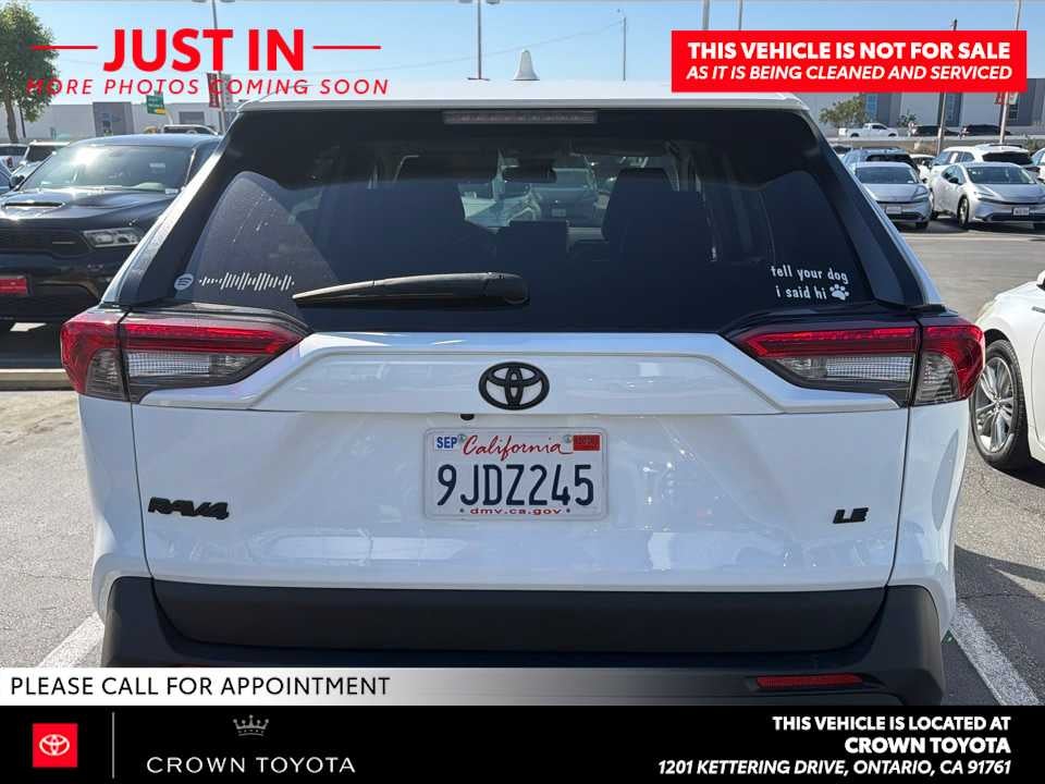 2023 Toyota RAV4 LE