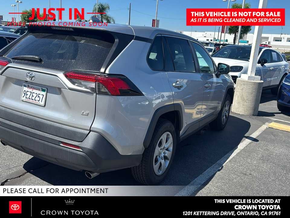 2023 Toyota RAV4 LE