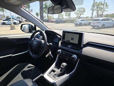 2025 Toyota RAV4 LE
