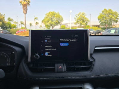 2025 Toyota RAV4 LE