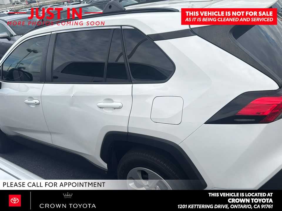 2019 Toyota RAV4 LE