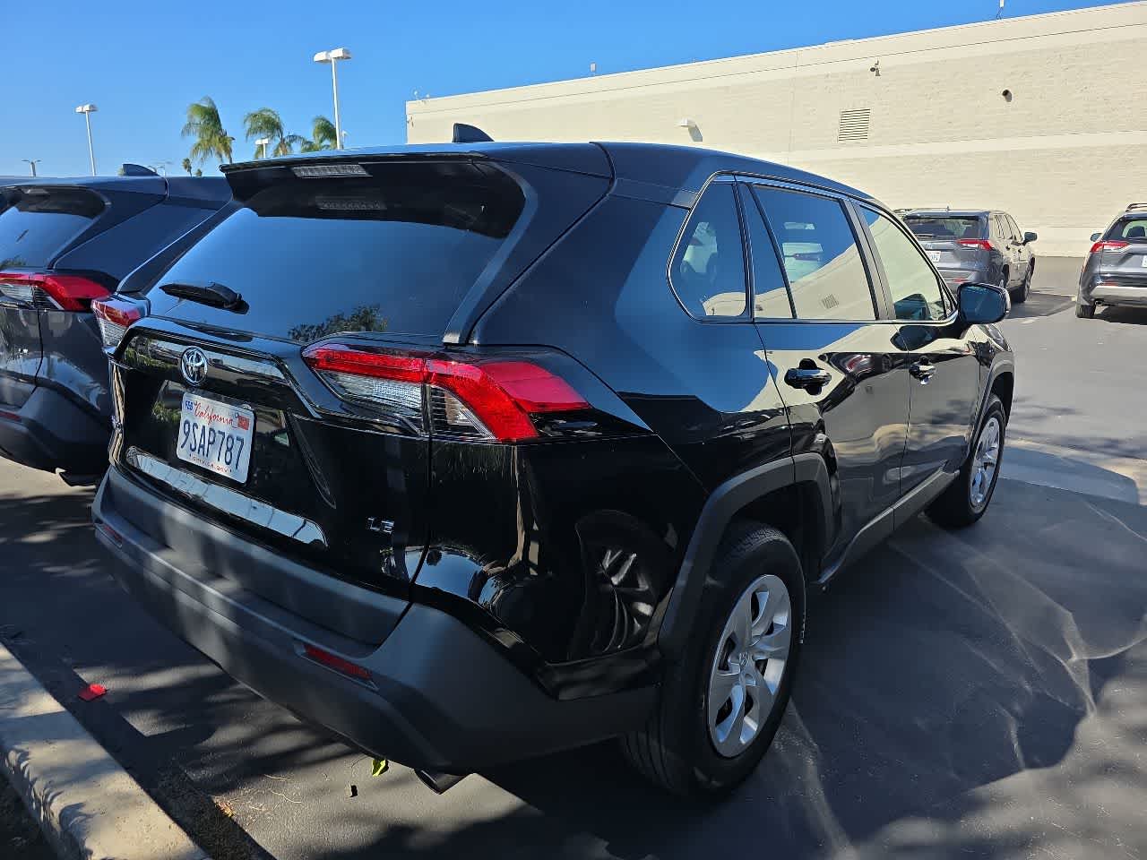Used 2025 Toyota RAV4 LE with VIN 2T3H1RFV6SW378538 for sale in Kansas City