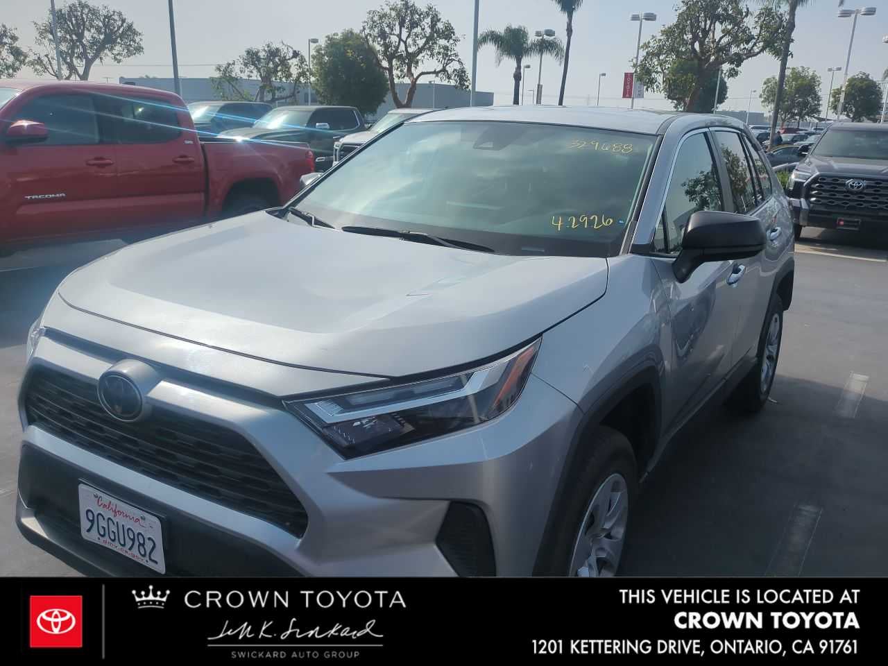2024 Toyota RAV4 LE