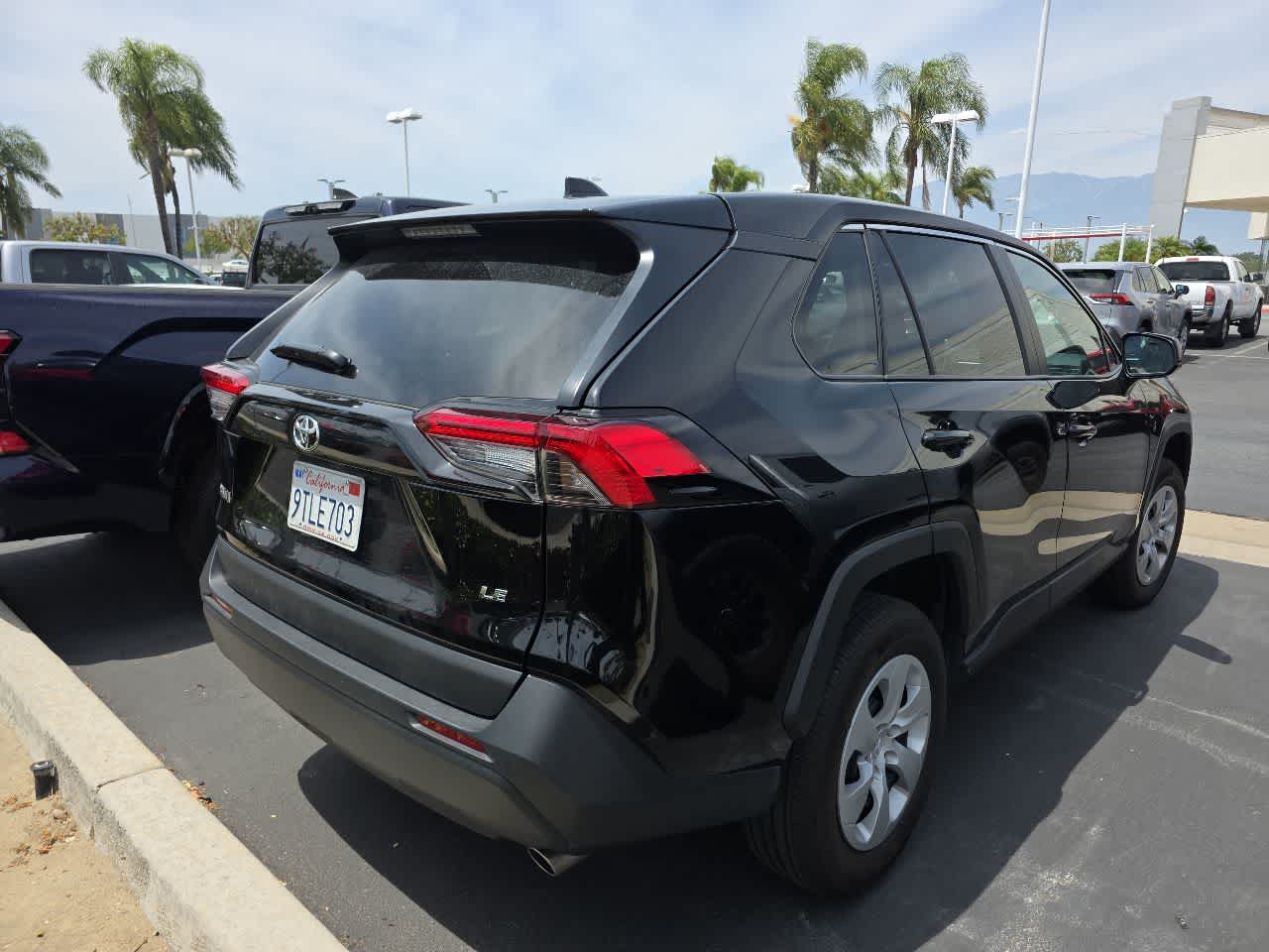 2025 Toyota RAV4 LE