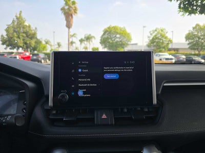 2025 Toyota RAV4 LE