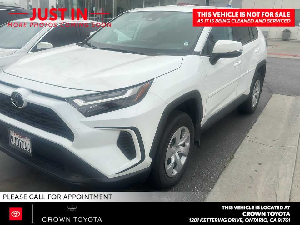 2023 Toyota RAV4 LE