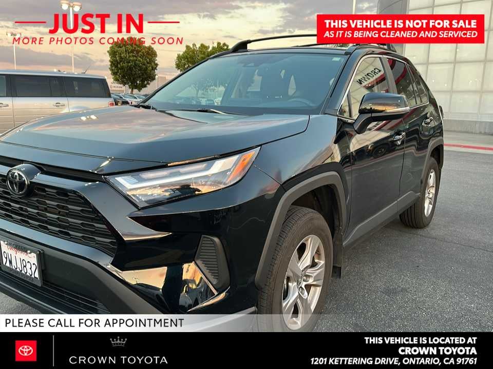 2025 Toyota RAV4 XLE