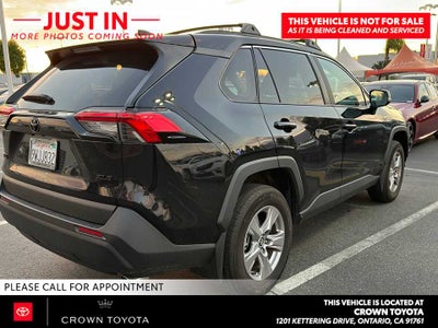 2025 Toyota RAV4 XLE