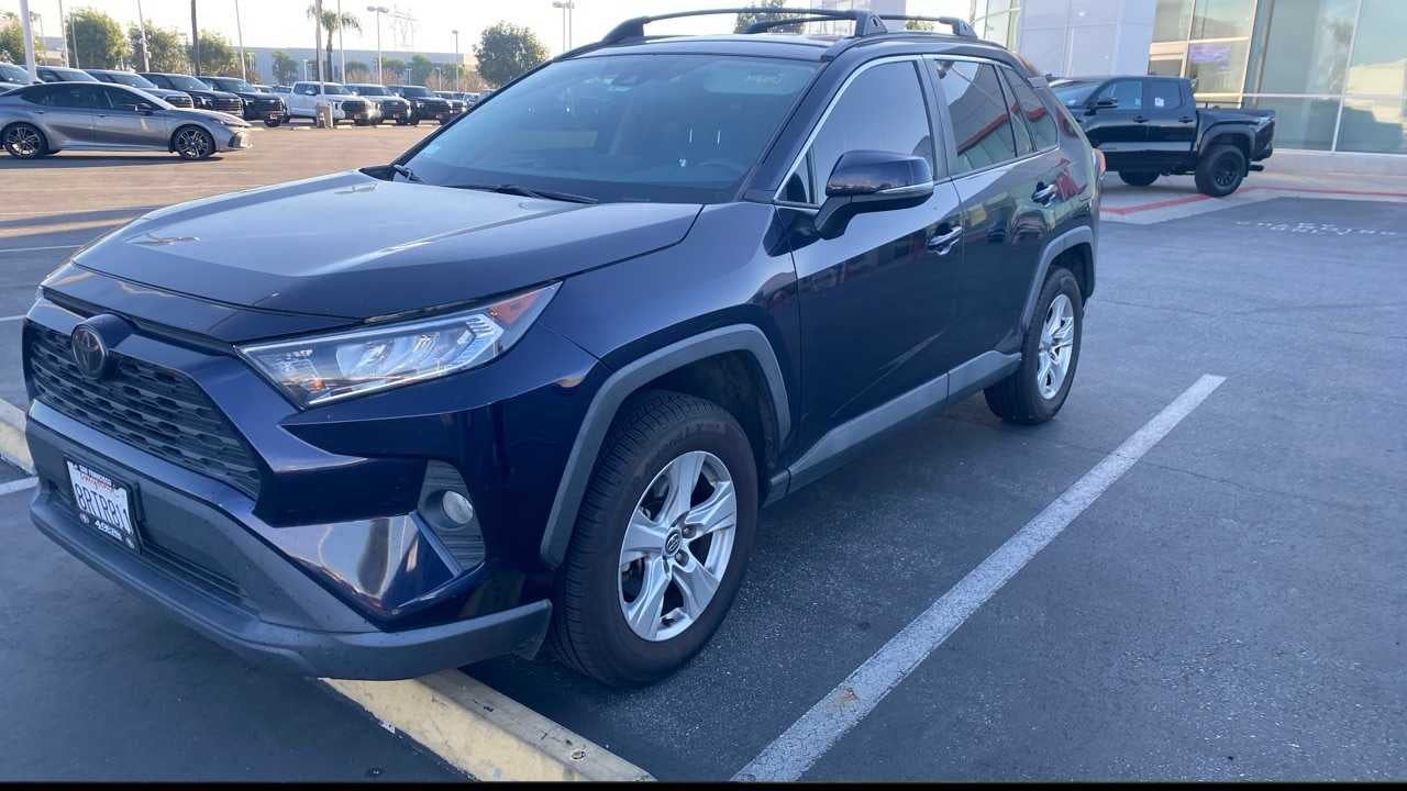 2020 Toyota RAV4 XLE