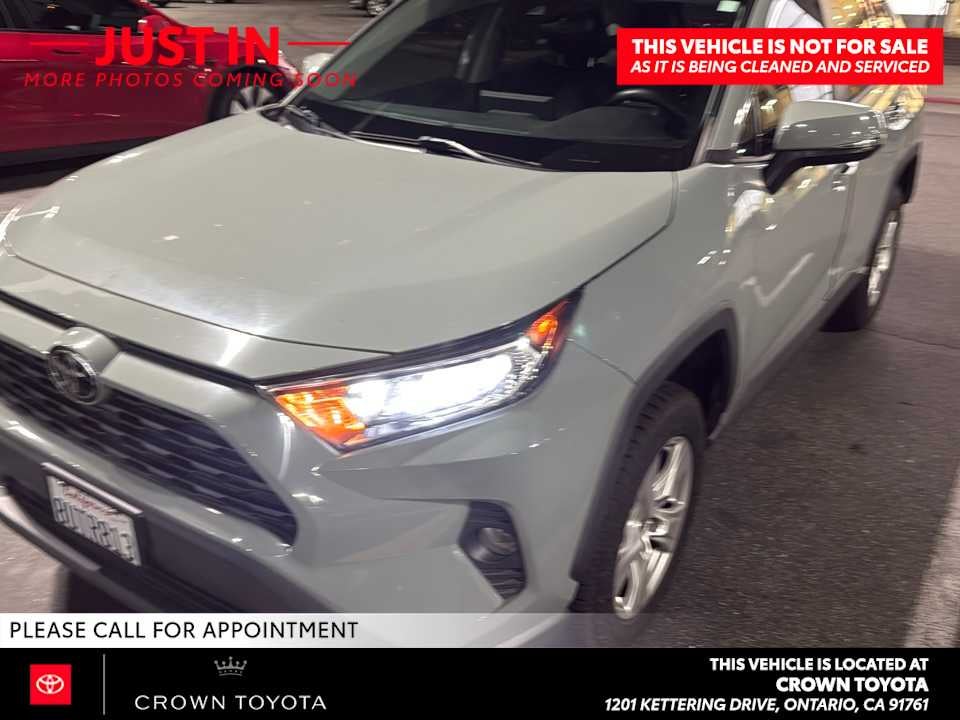 2021 Toyota RAV4 XLE