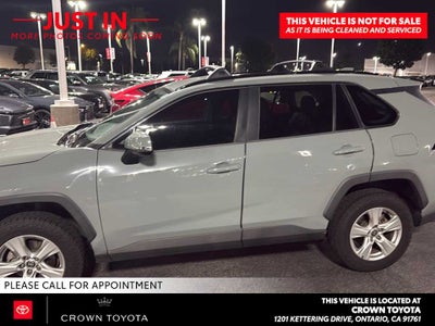 2021 Toyota RAV4 XLE