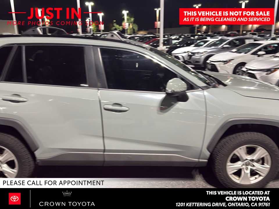 2021 Toyota RAV4 XLE