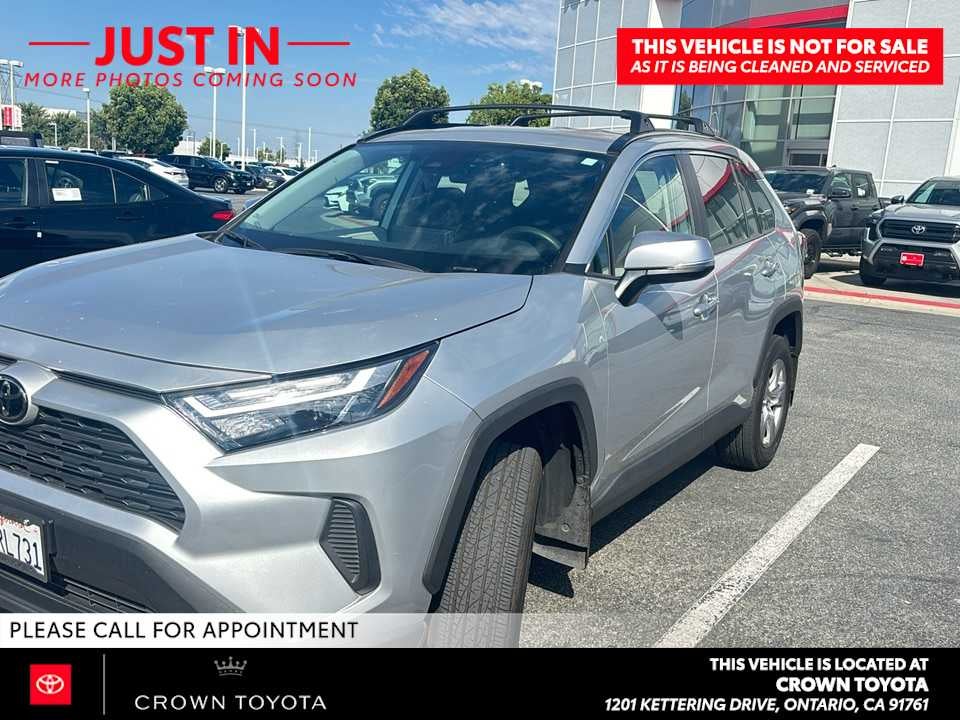 2025 Toyota RAV4 XLE