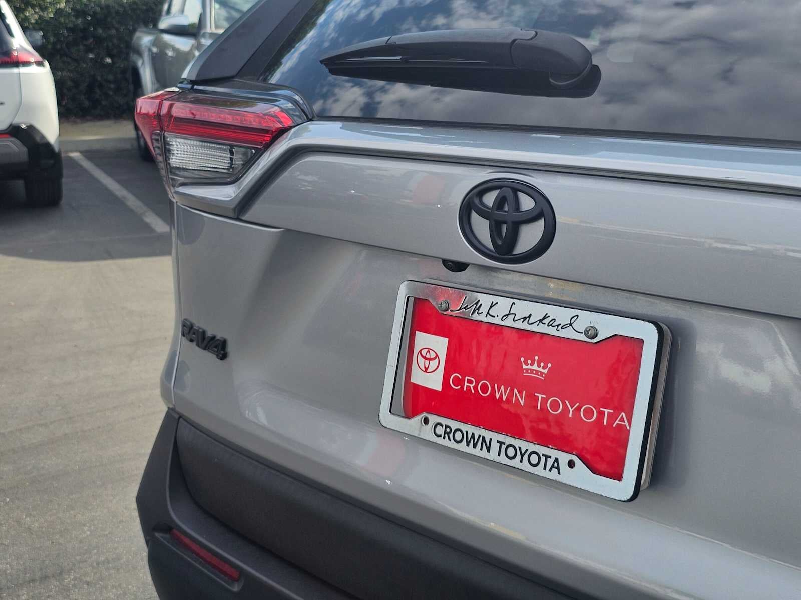 2025 Toyota RAV4 XLE