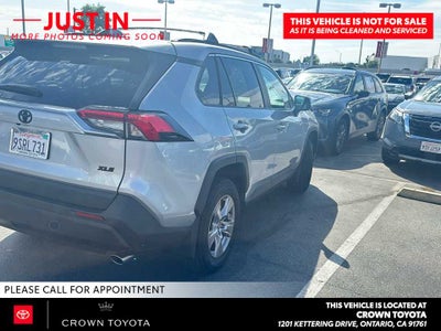 2025 Toyota RAV4 XLE
