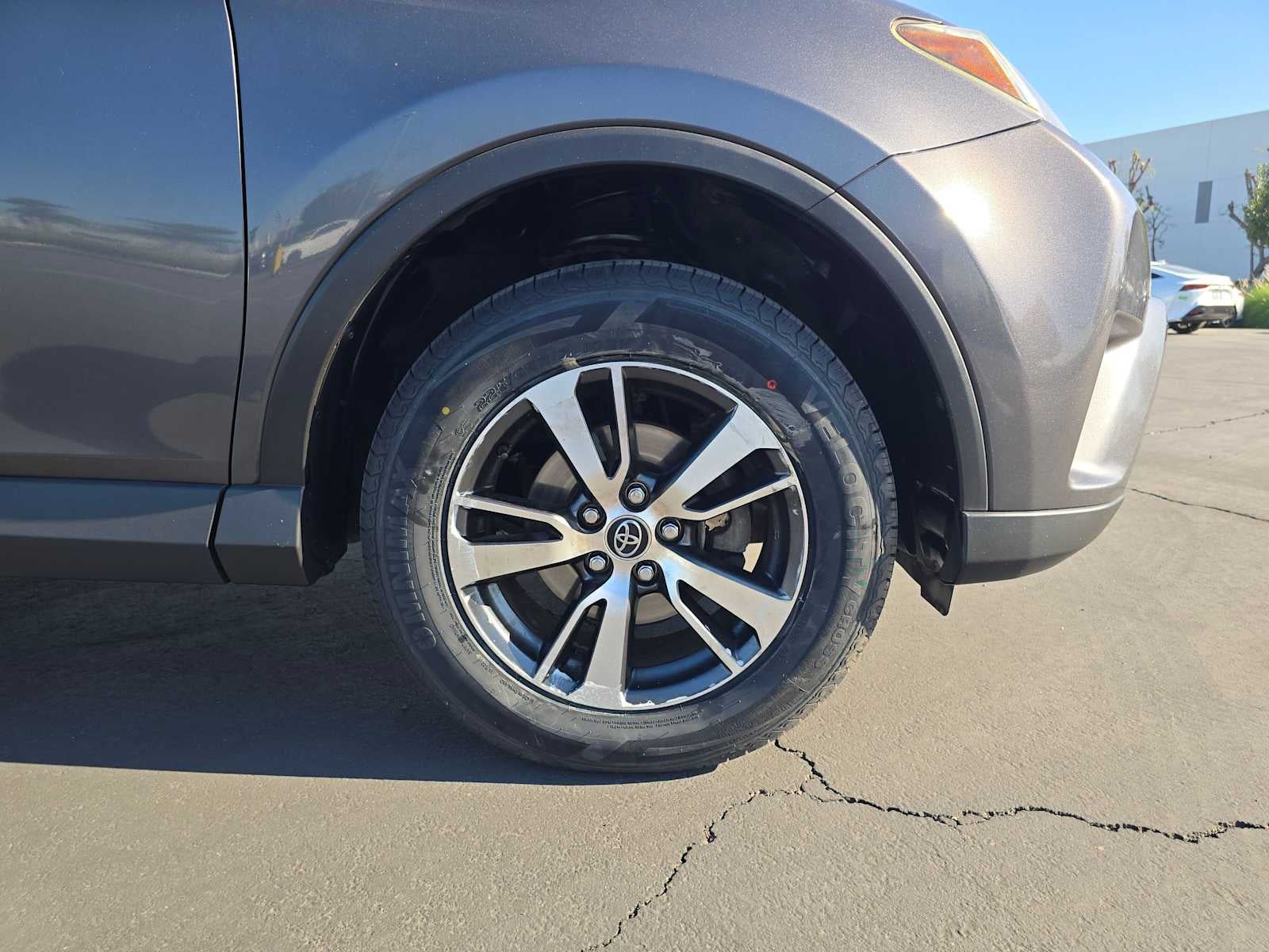 2018 Toyota RAV4 XLE