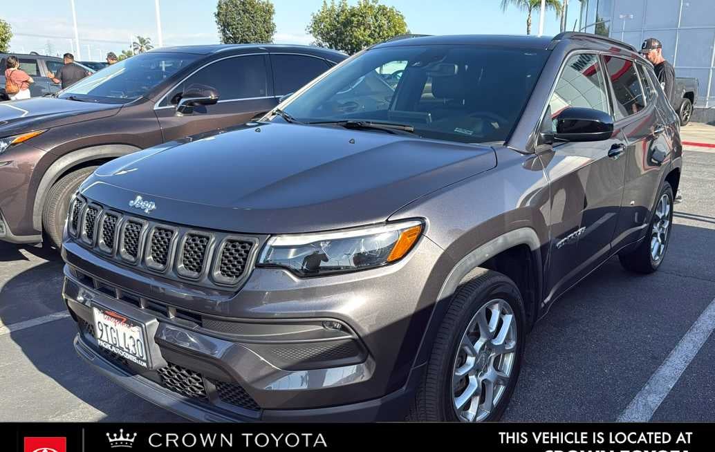 2023 Jeep Compass Latitude Lux