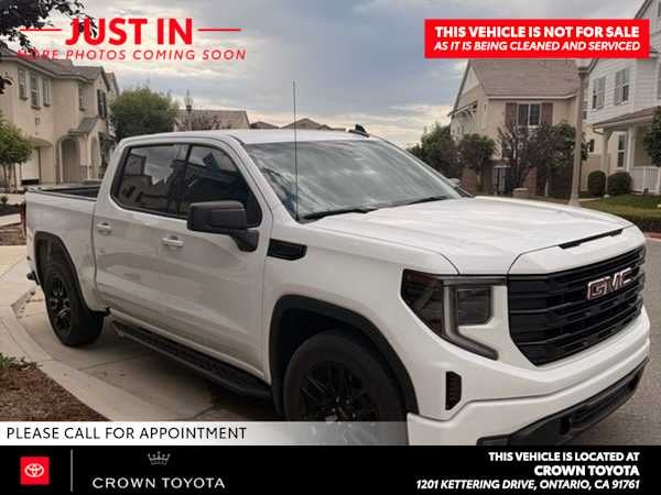 2024 GMC Sierra 1500 Elevation