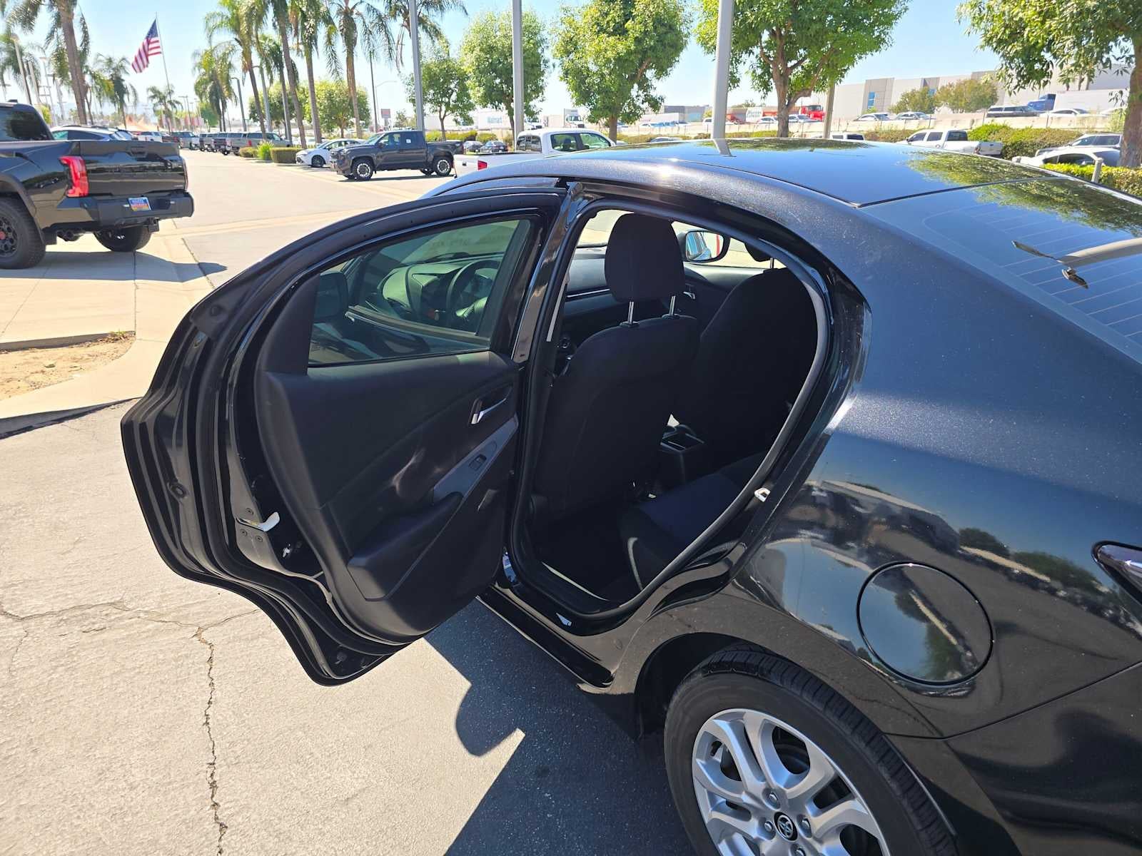 2017 Toyota Yaris iA Base