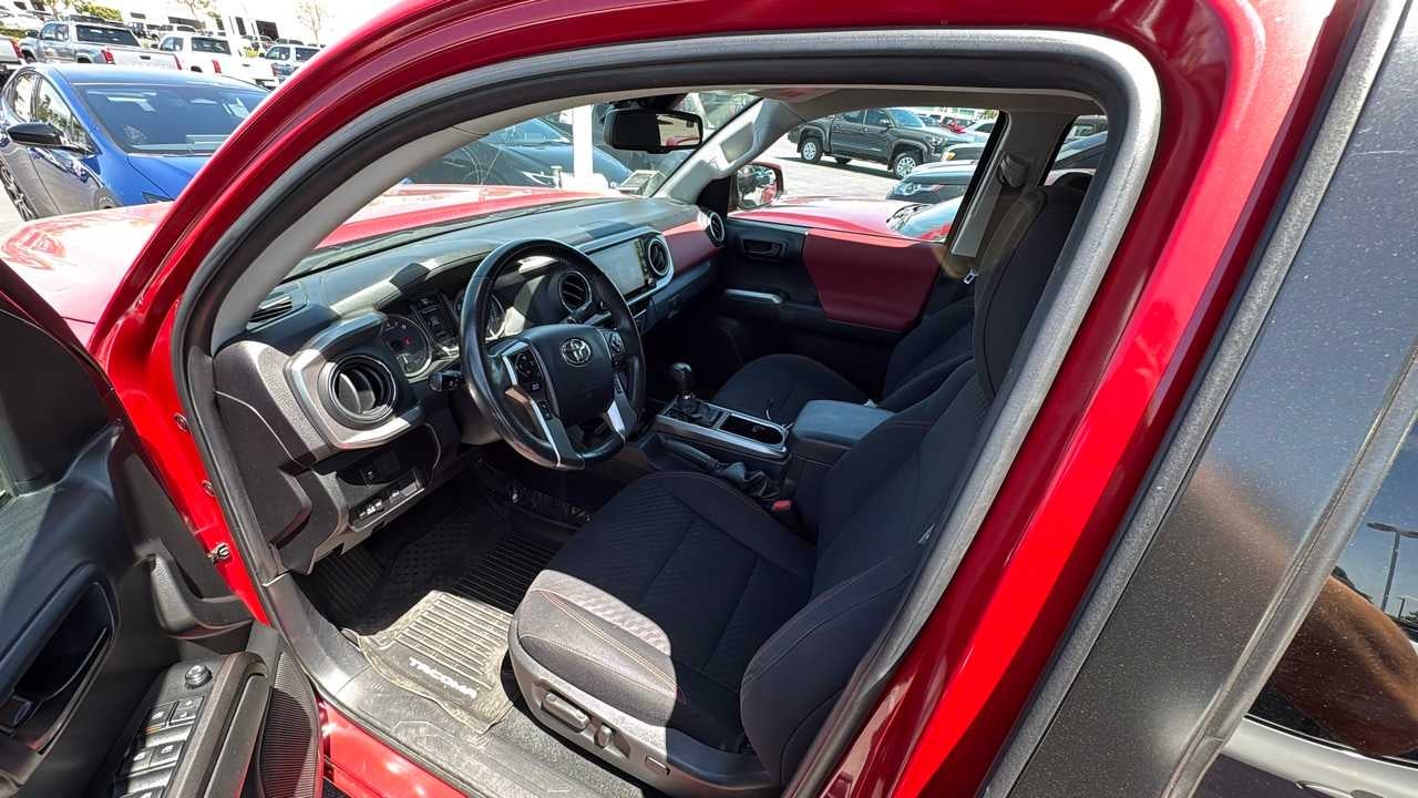 2022 Toyota Tacoma SR5