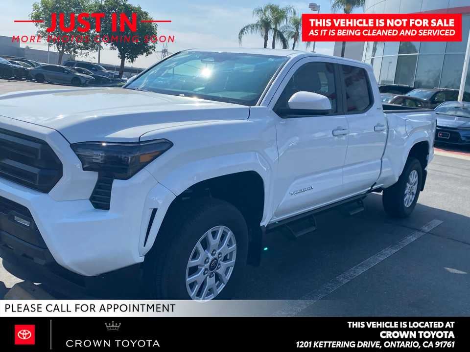 2025 Toyota Tacoma SR5