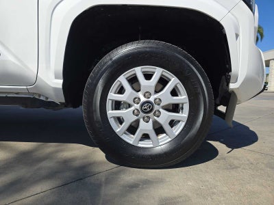 2025 Toyota Tacoma SR5