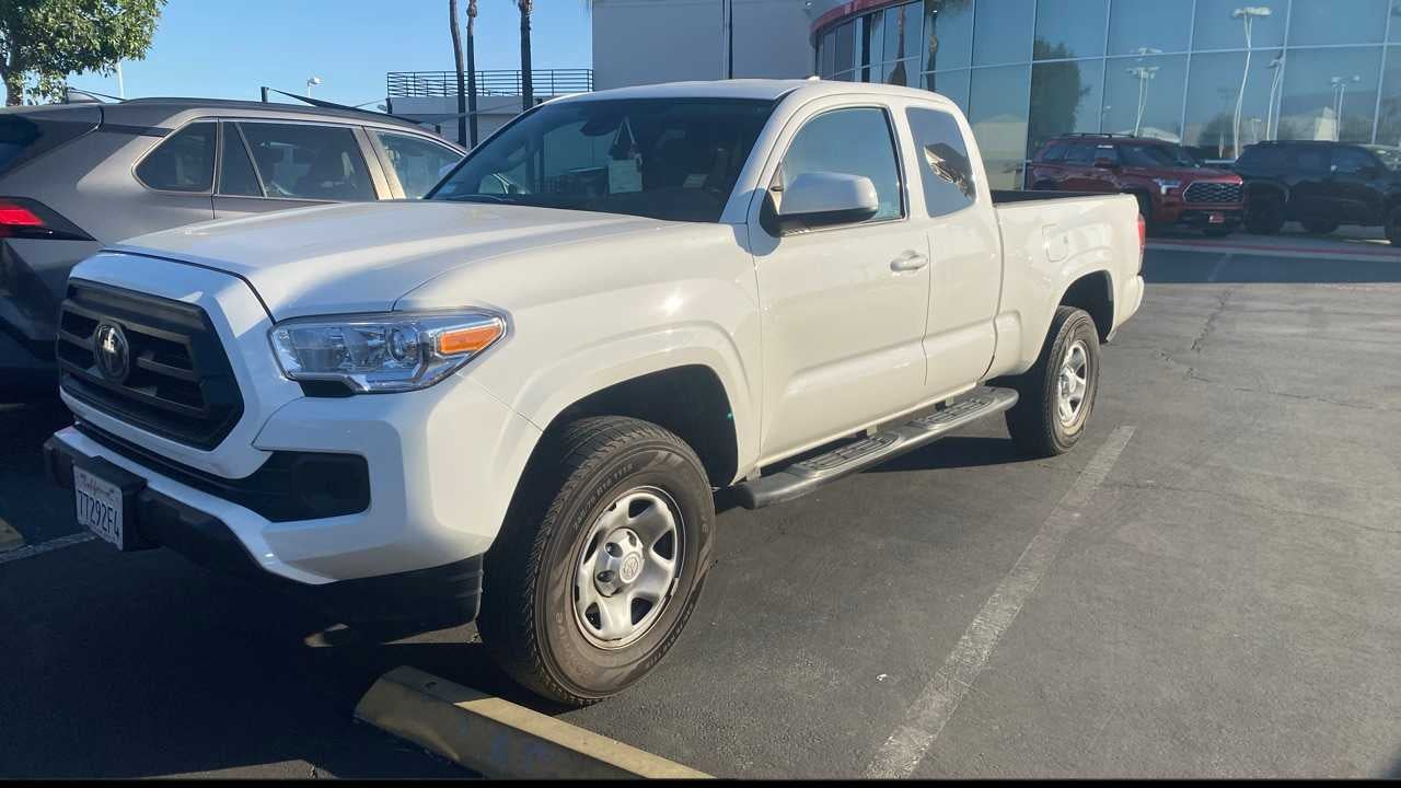 2022 Toyota Tacoma SR