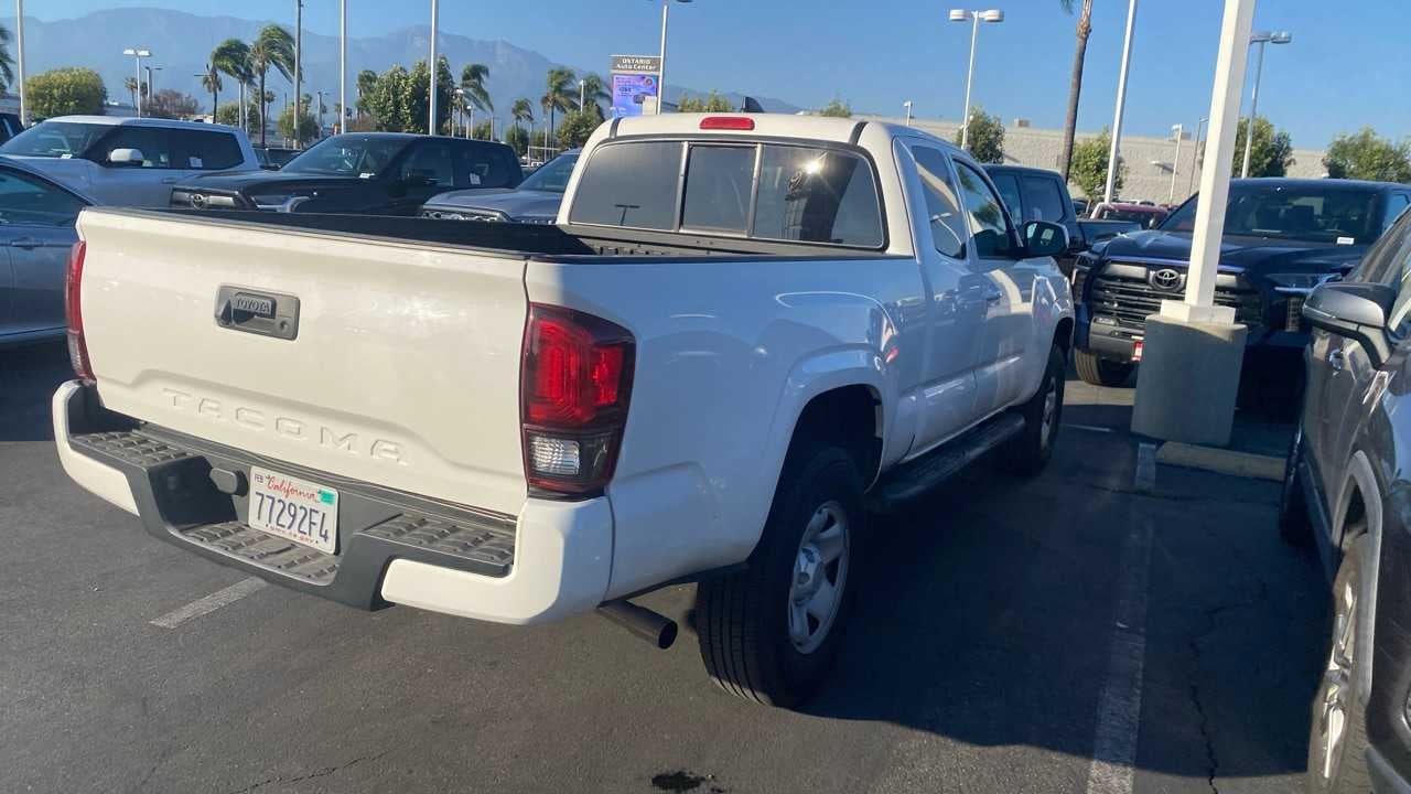 2022 Toyota Tacoma SR