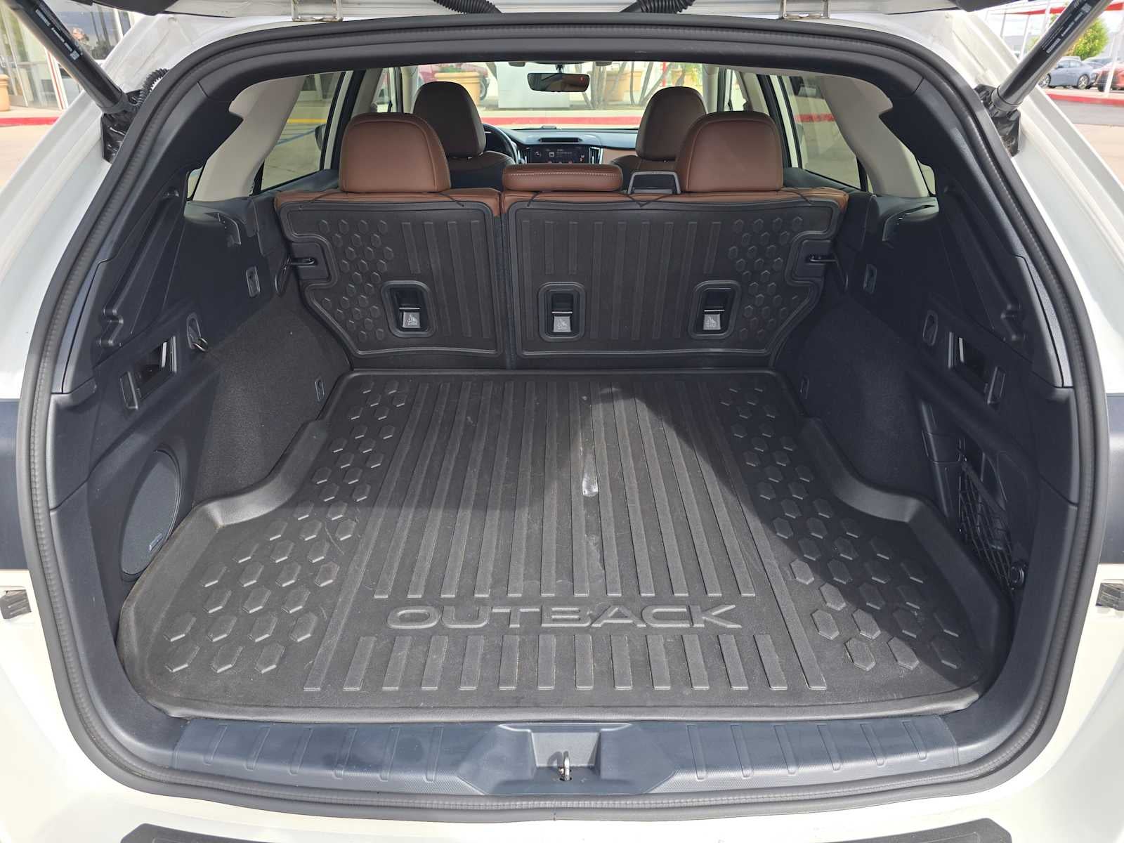 2022 Subaru Outback Touring XT
