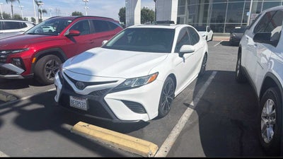 2018 Toyota Camry SE