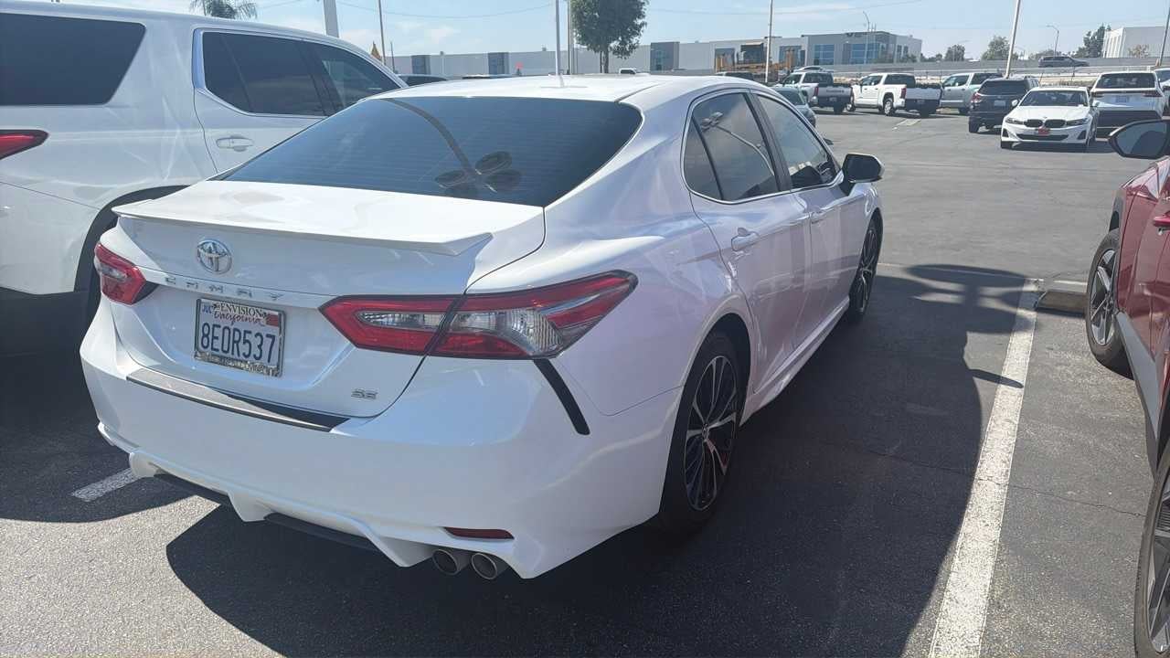 2018 Toyota Camry SE