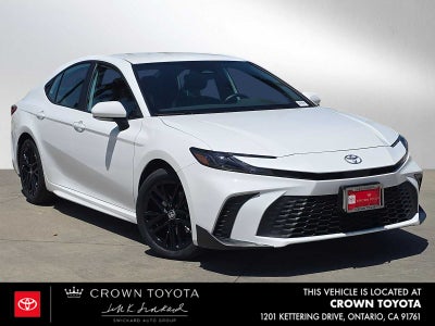 2025 Toyota Camry SE