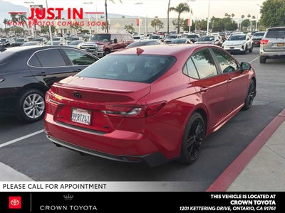 2025 Toyota Camry SE