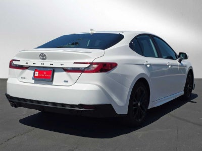 2025 Toyota Camry SE
