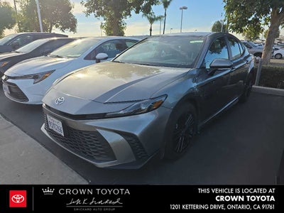 2025 Toyota Camry SE