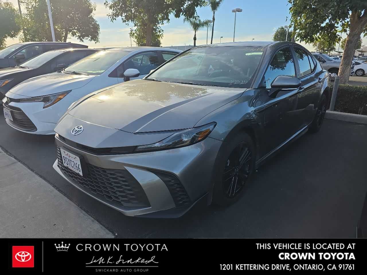 2025 Toyota Camry SE