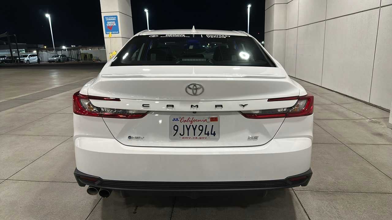 2025 Toyota Camry SE