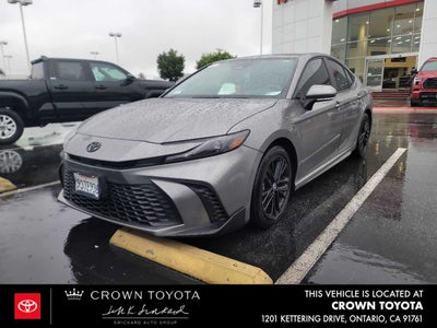 2025 Toyota Camry SE