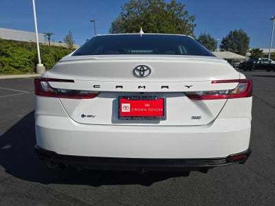 2025 Toyota Camry SE