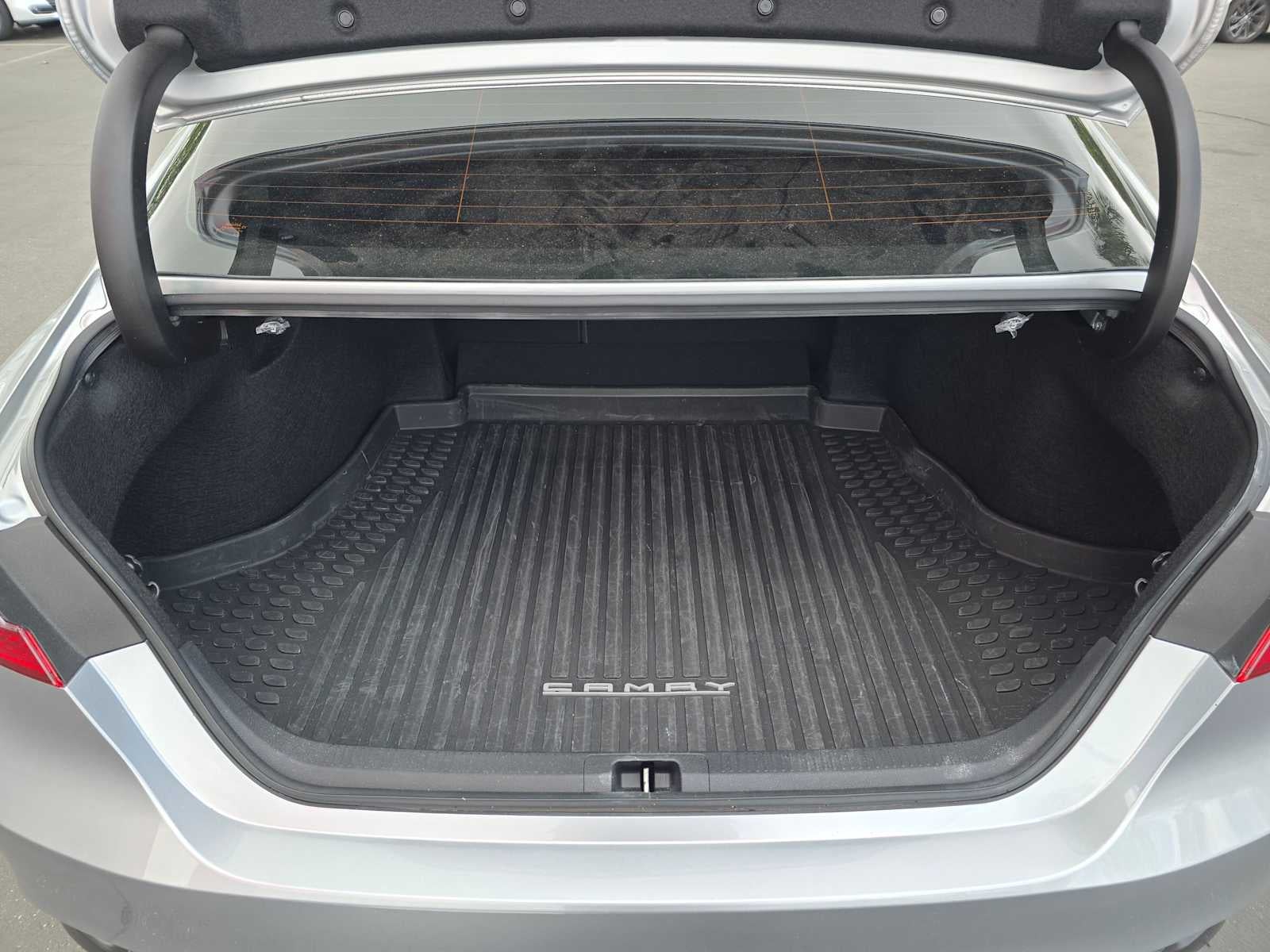 2024 Toyota Camry Hybrid XLE