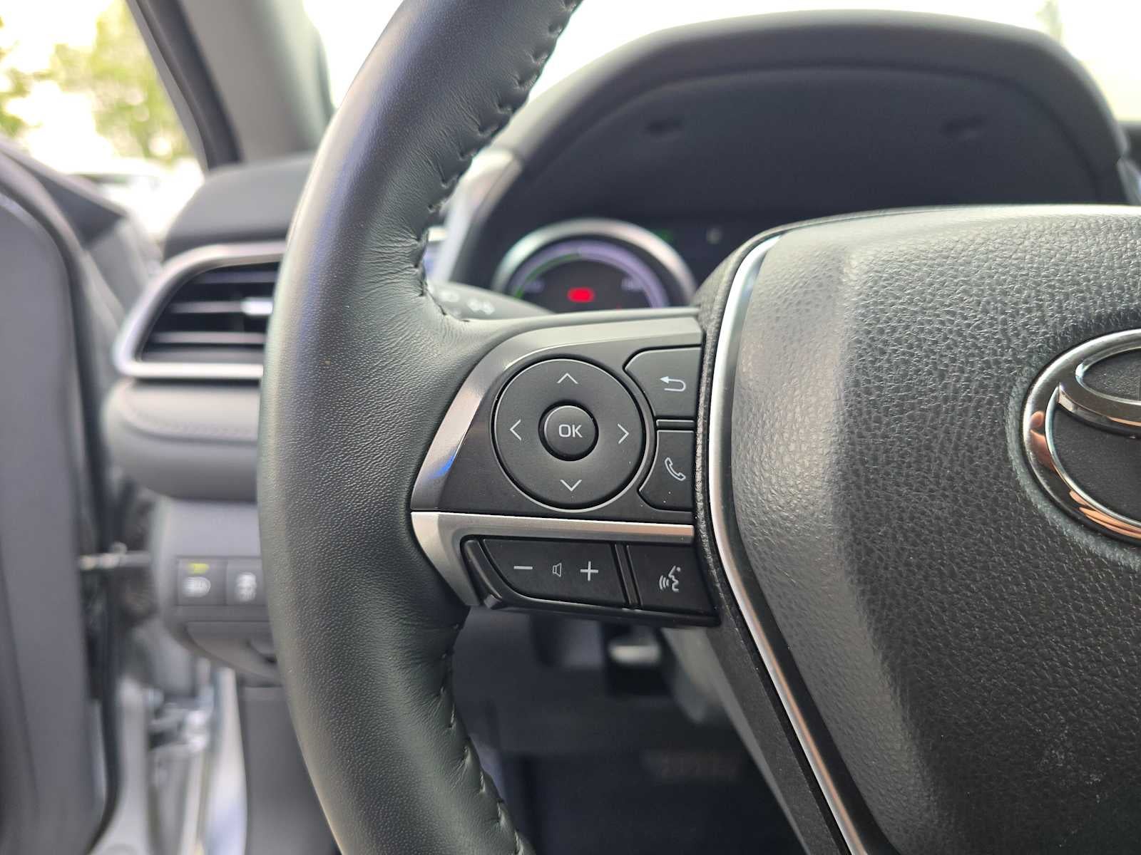 2024 Toyota Camry Hybrid XLE