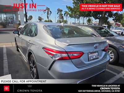 2020 Toyota Camry SE