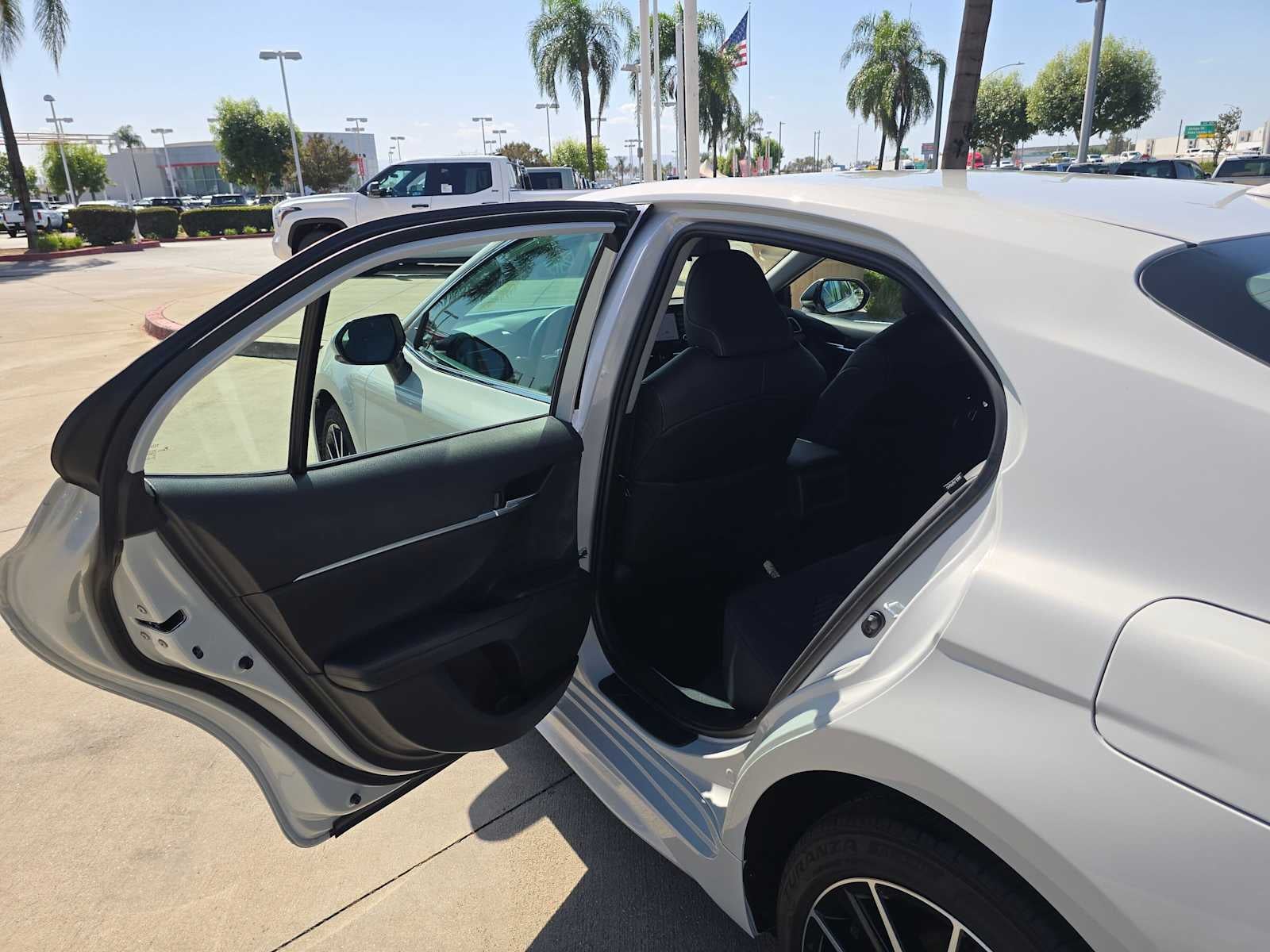 2024 Toyota Camry SE