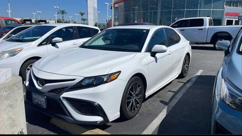 2022 Toyota Camry SE